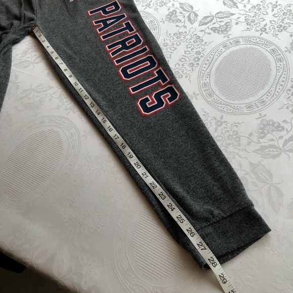 NFL Team Apparel Women’s Size L Grey Flannel Sweatpants New England Patriots - Picture 7 of 16